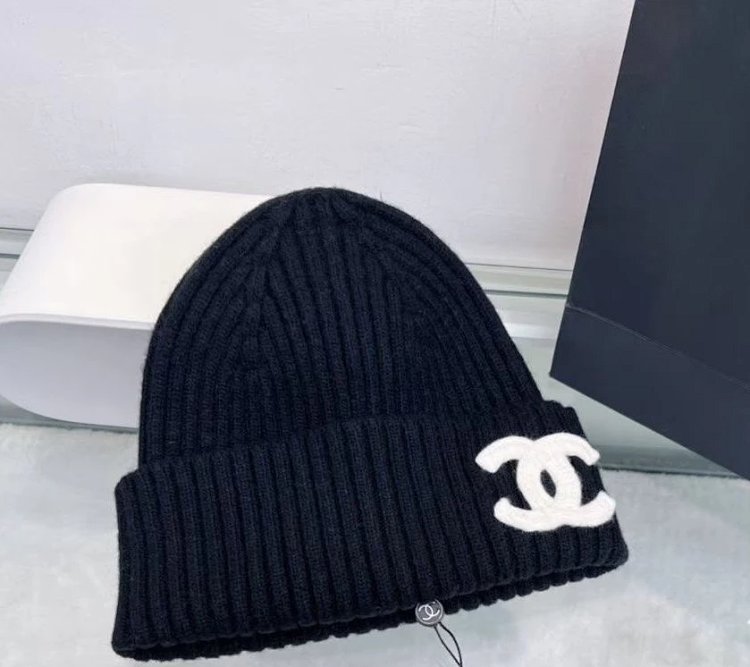 Chanel Knitted Knitted Knitted Wool Hat for Men and Women, Light Luxury Cold Hat | Suyperbuy Spread