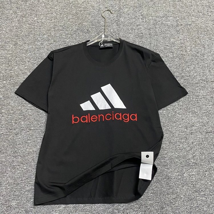 Balenciaga Adidas Joint Short Sleeve Fashion Show with Large Logo | Suyperbuy Spreadsheet