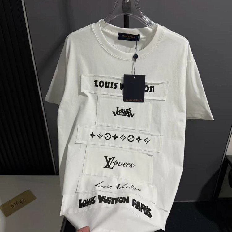 Louis Vuitton short sleeved T-shirt unisex knit top with half sleeves