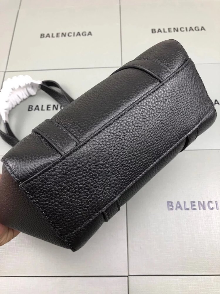 Balenciaga Tote Bag Handbill Shoulder Bag Bucket Bag | Suyperbuy Spreadsheet