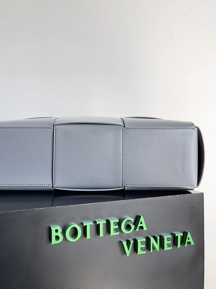 Bottega Veneta Large Grid Knitted Men's briefcase | Suyperbuy Spreadsheet