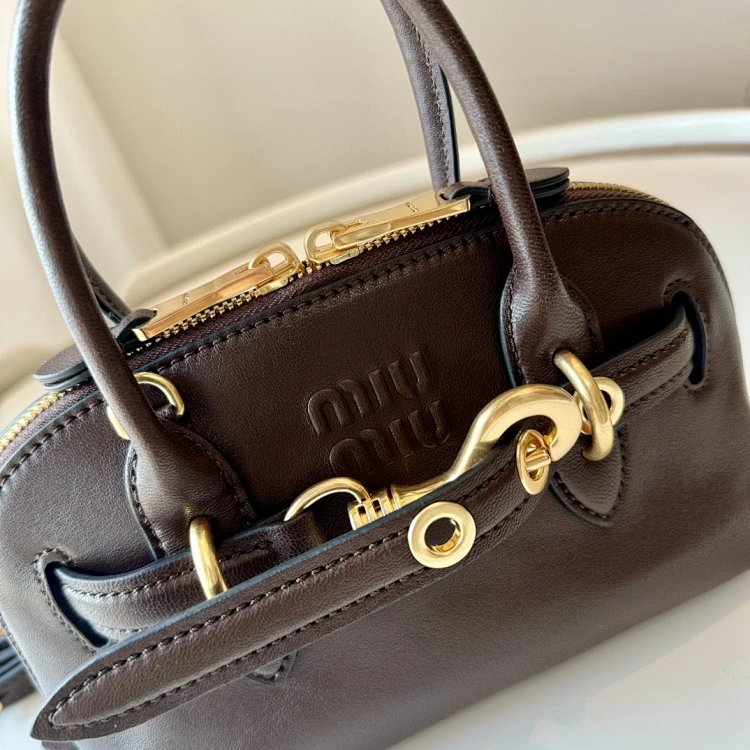 Miumiu handbag shoulder bag crossbody bag women's bag shell bag | Suyperbuy Spreadsheet