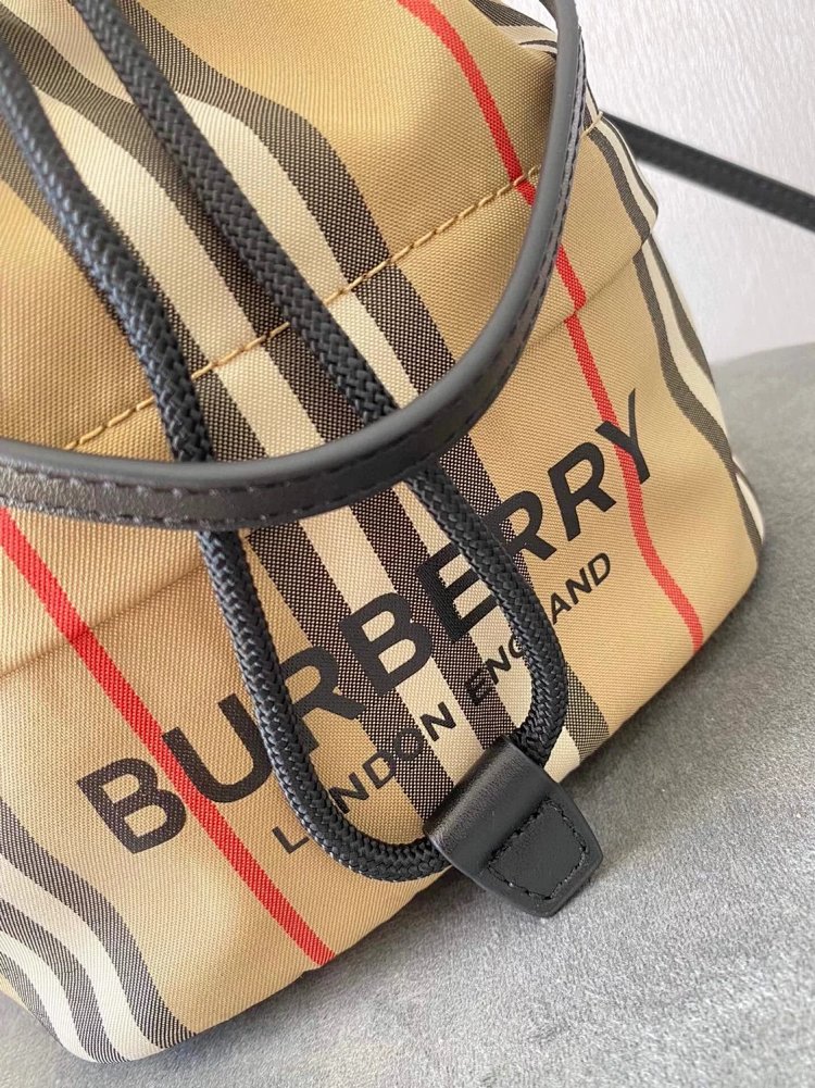 Burberry storage classic plaid canvas bucket bag drawstring bag | Suyperbuy Spreadsheet