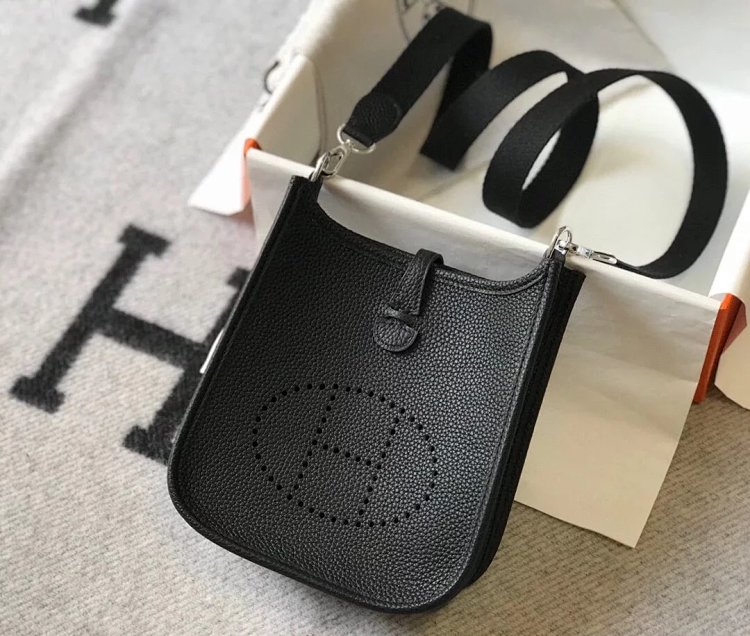 Hermes mini calf leather hollow shoulder crossbody buckle women's bag | Suyperbuy Spreadsheet