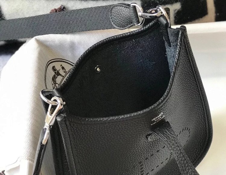 Hermes mini calf leather hollow shoulder crossbody buckle women's bag | Suyperbuy Spreadsheet