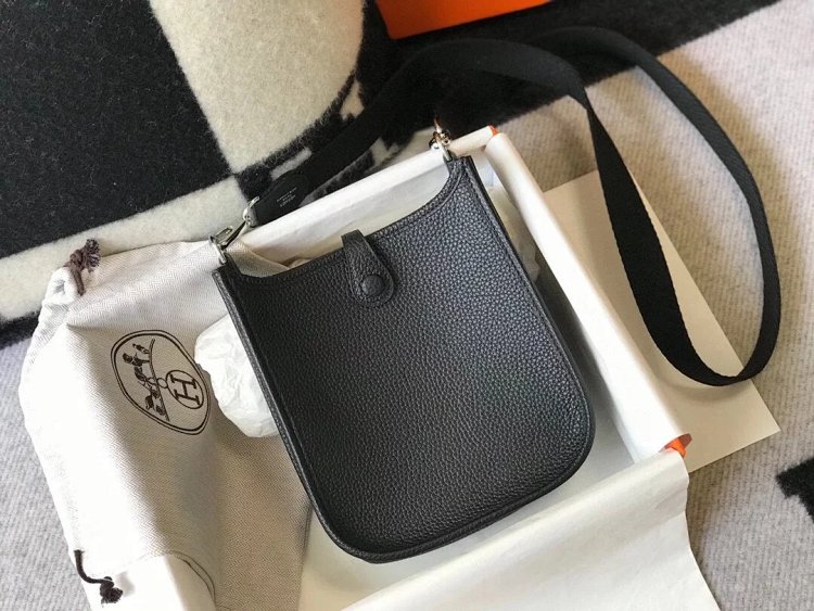 Hermes mini calf leather hollow shoulder crossbody buckle women's bag | Suyperbuy Spreadsheet