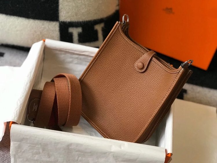 Hermes mini calf leather hollow shoulder crossbody buckle women's bag | Suyperbuy Spreadsheet