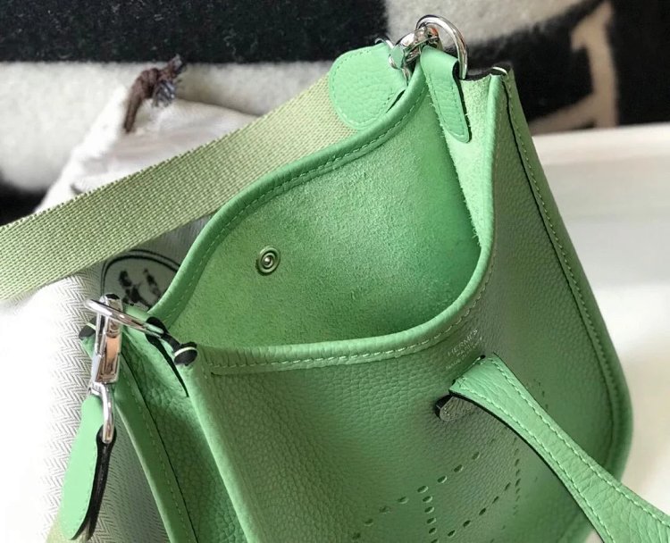 Hermes mini calf leather hollow shoulder crossbody buckle women's bag | Suyperbuy Spreadsheet
