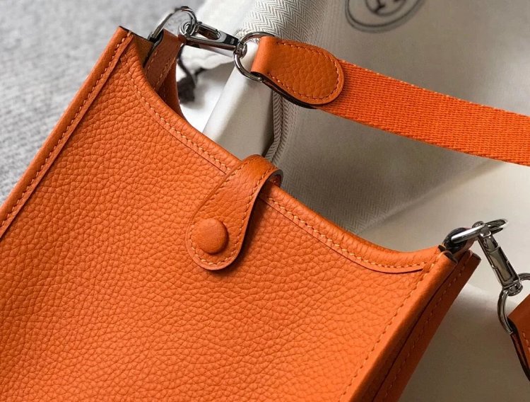 Hermes mini calf leather hollow shoulder crossbody buckle women's bag | Suyperbuy Spreadsheet