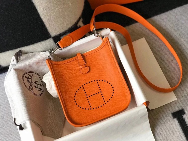 Hermes mini calf leather hollow shoulder crossbody buckle women's bag | Suyperbuy Spreadsheet