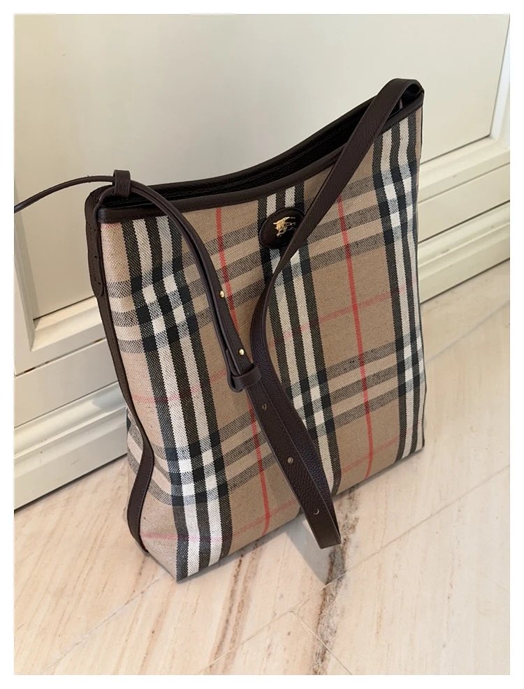 Burberry  Classic British plaid crossbody bag | Suyperbuy Spreadsheet