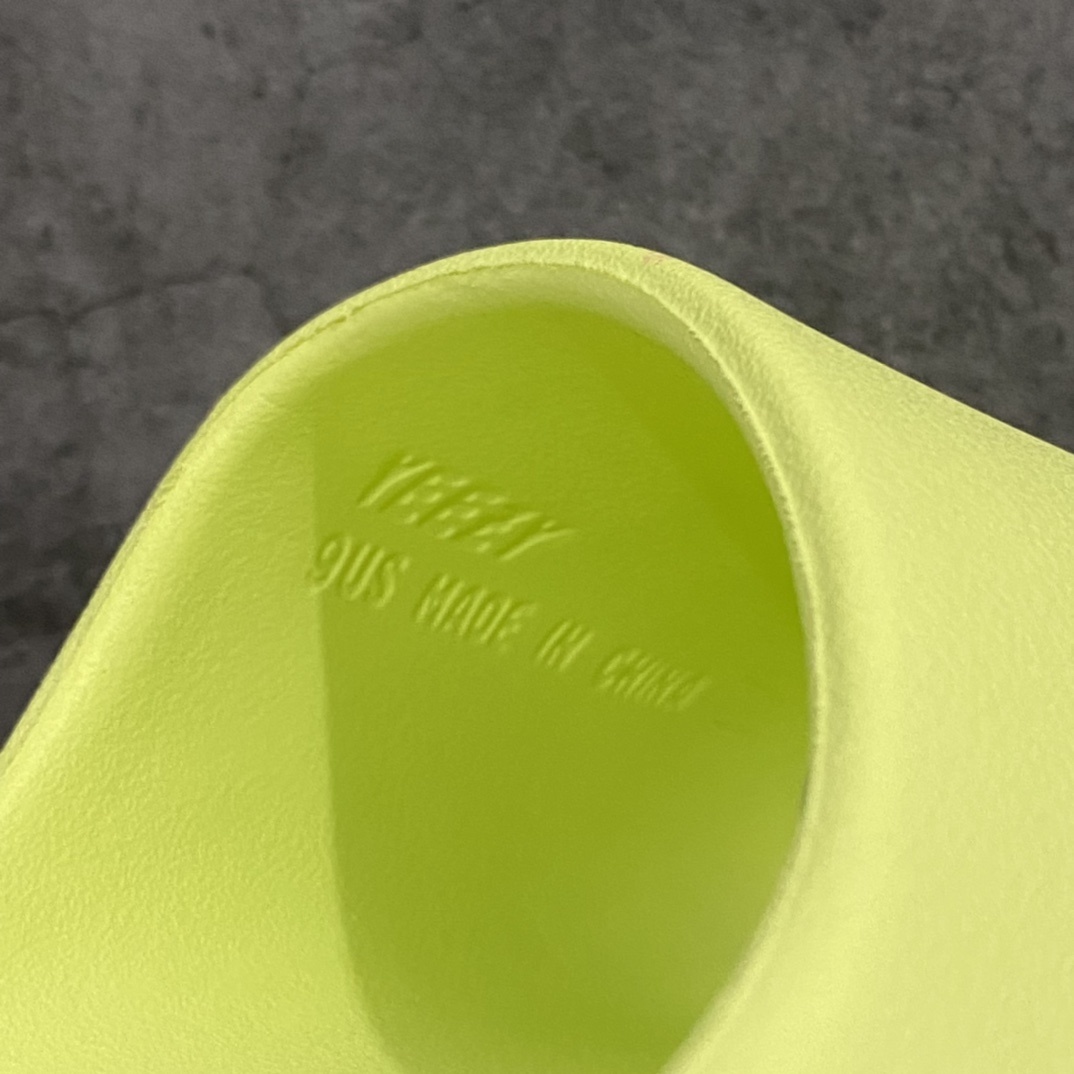 Adidas slippers T538019 | Suyperbuy Spreadsheet