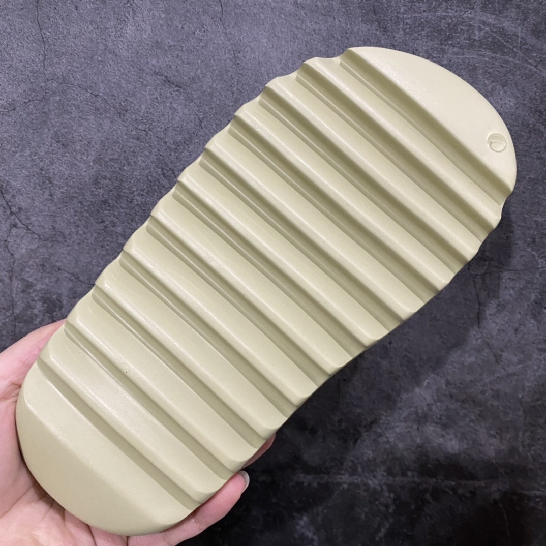 Adidas slippers T538022 | Suyperbuy Spreadsheet