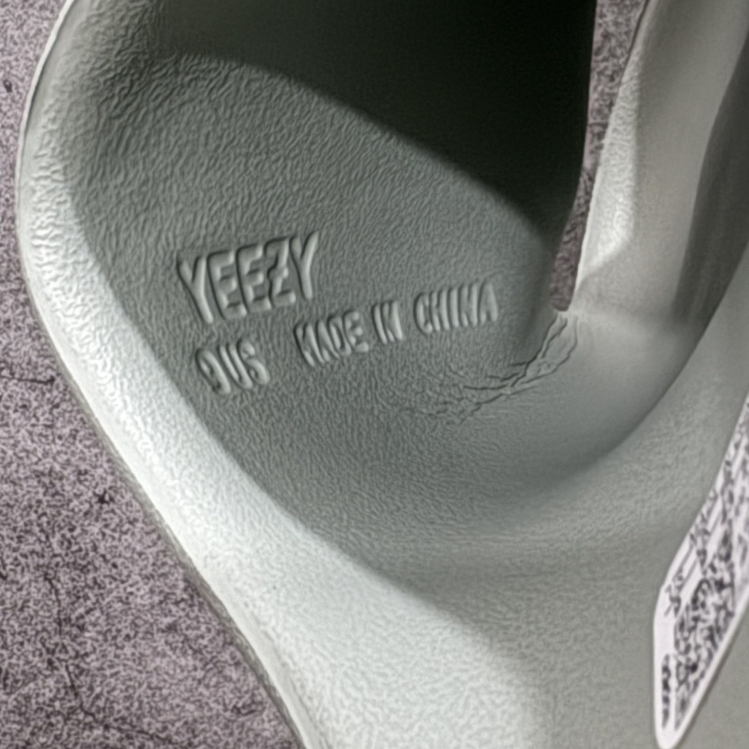 Adidas slippers T538023 | Suyperbuy Spreadsheet