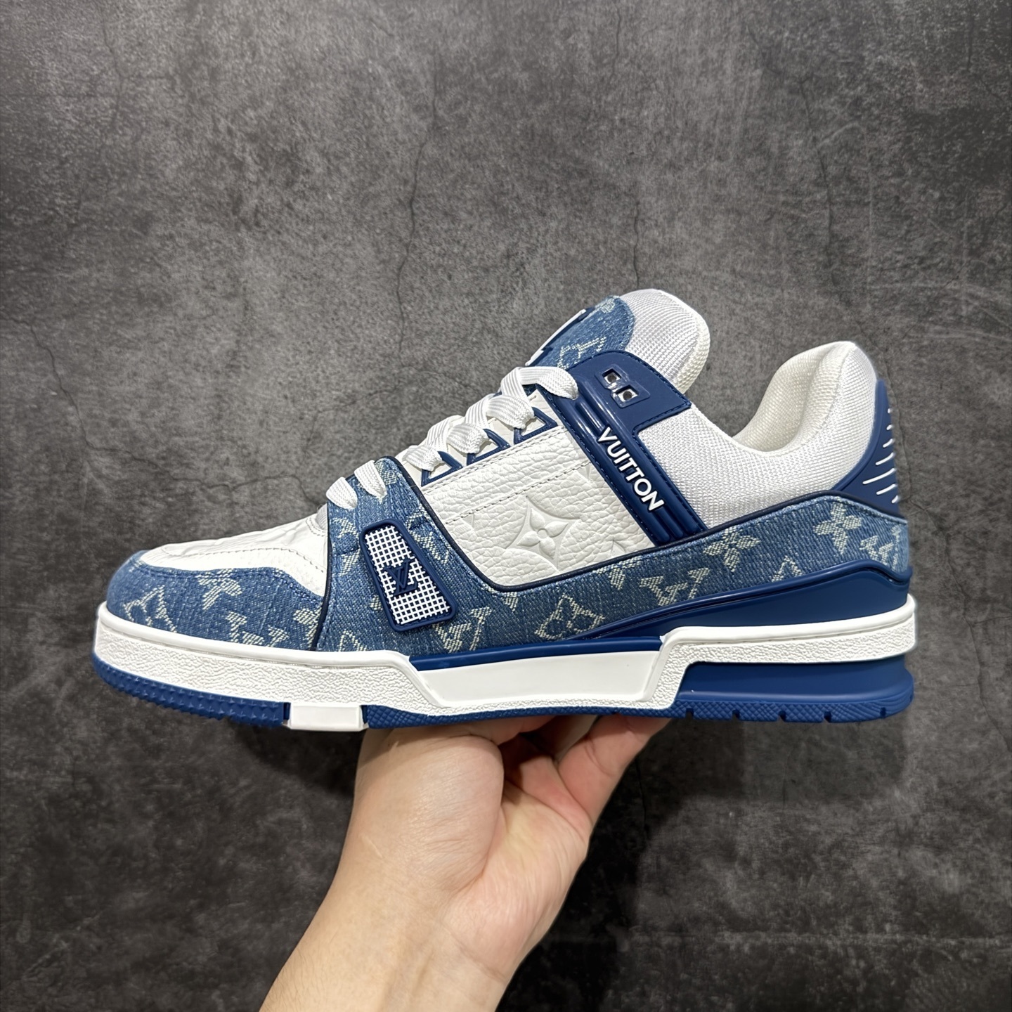 Louis Vuitton  Trainer Sneaker T538001 | Suyperbuy Spreadsheet