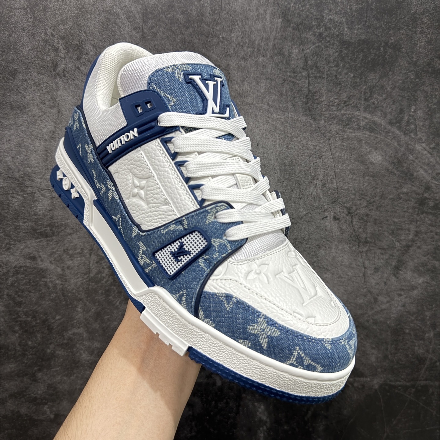 Louis Vuitton  Trainer Sneaker T538001 | Suyperbuy Spreadsheet