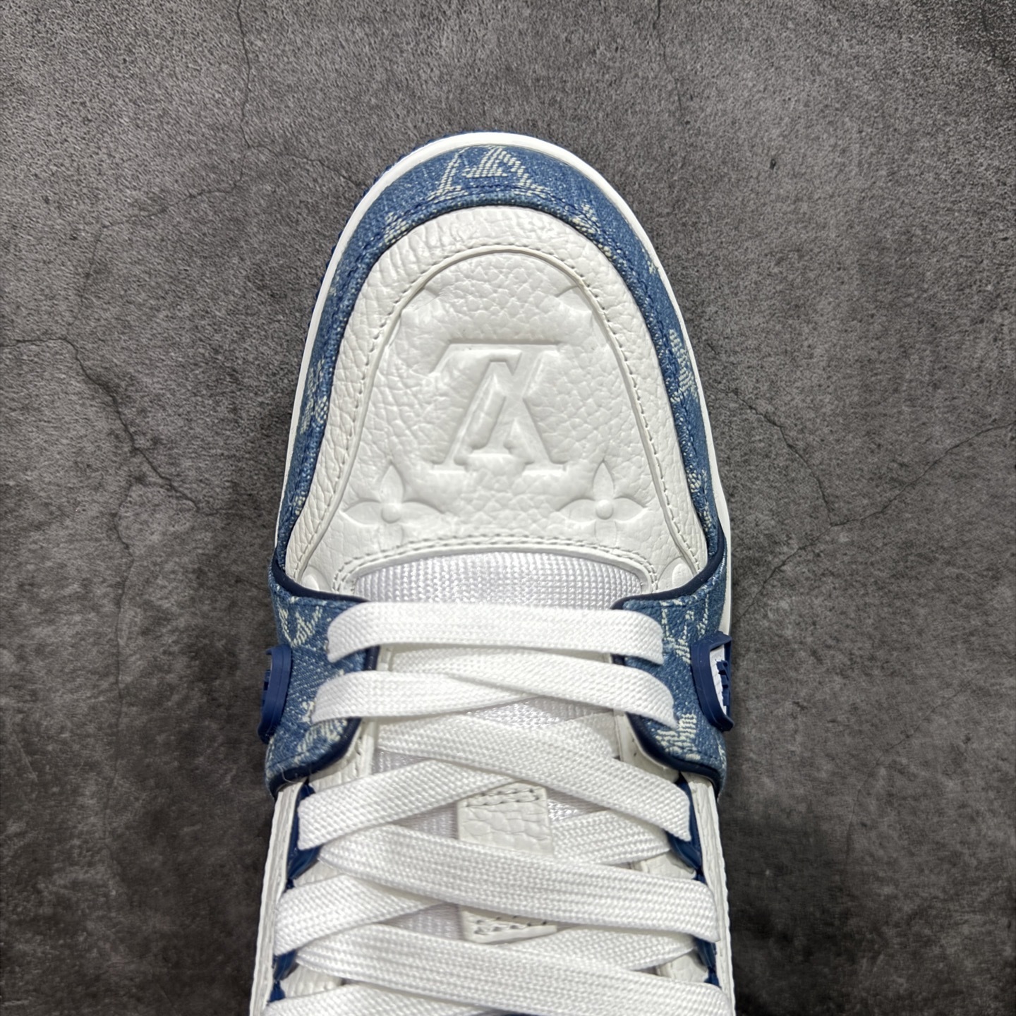 Louis Vuitton  Trainer Sneaker T538001 | Suyperbuy Spreadsheet