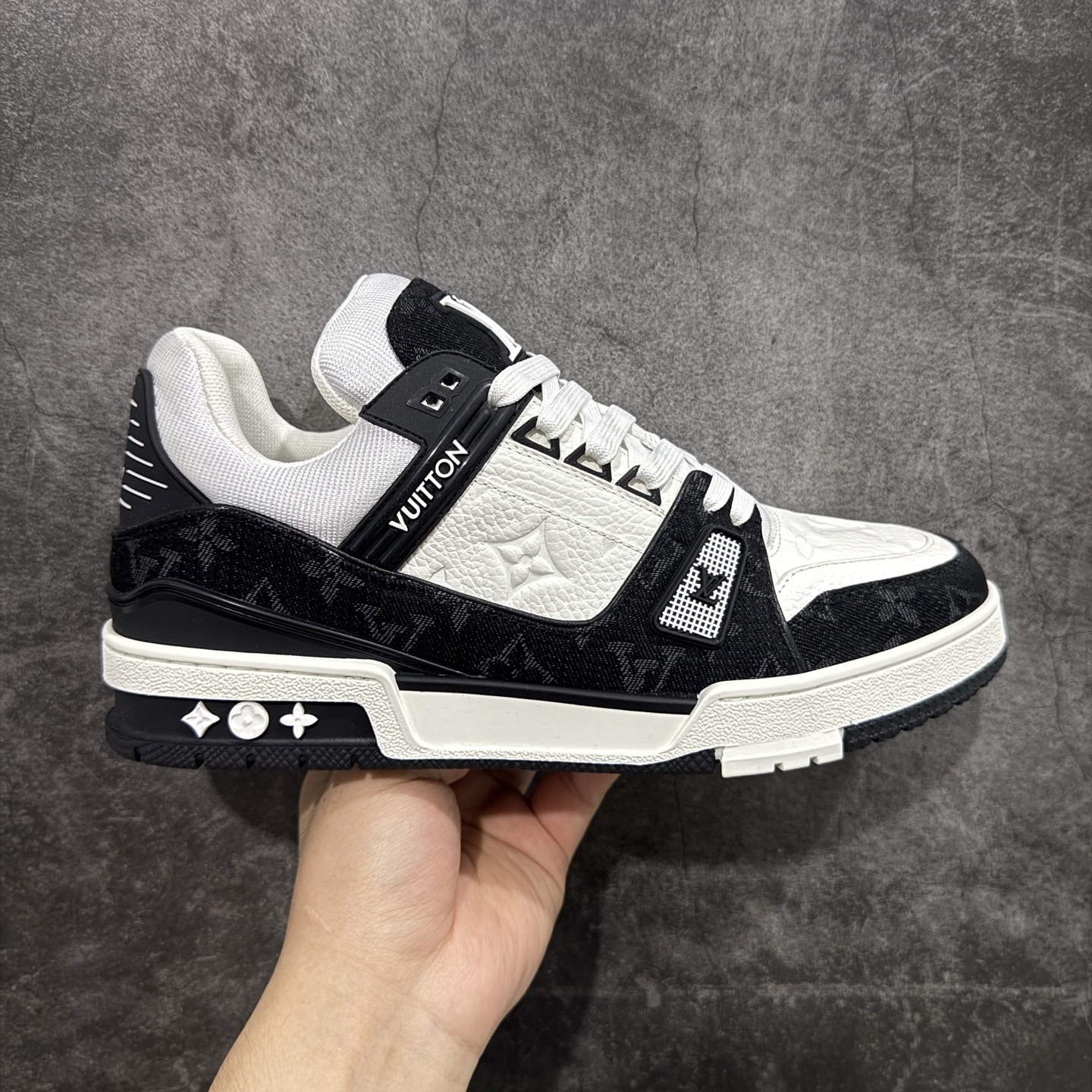 Louis Vuitton  Trainer Sneaker T538004 | Suyperbuy Spreadsheet