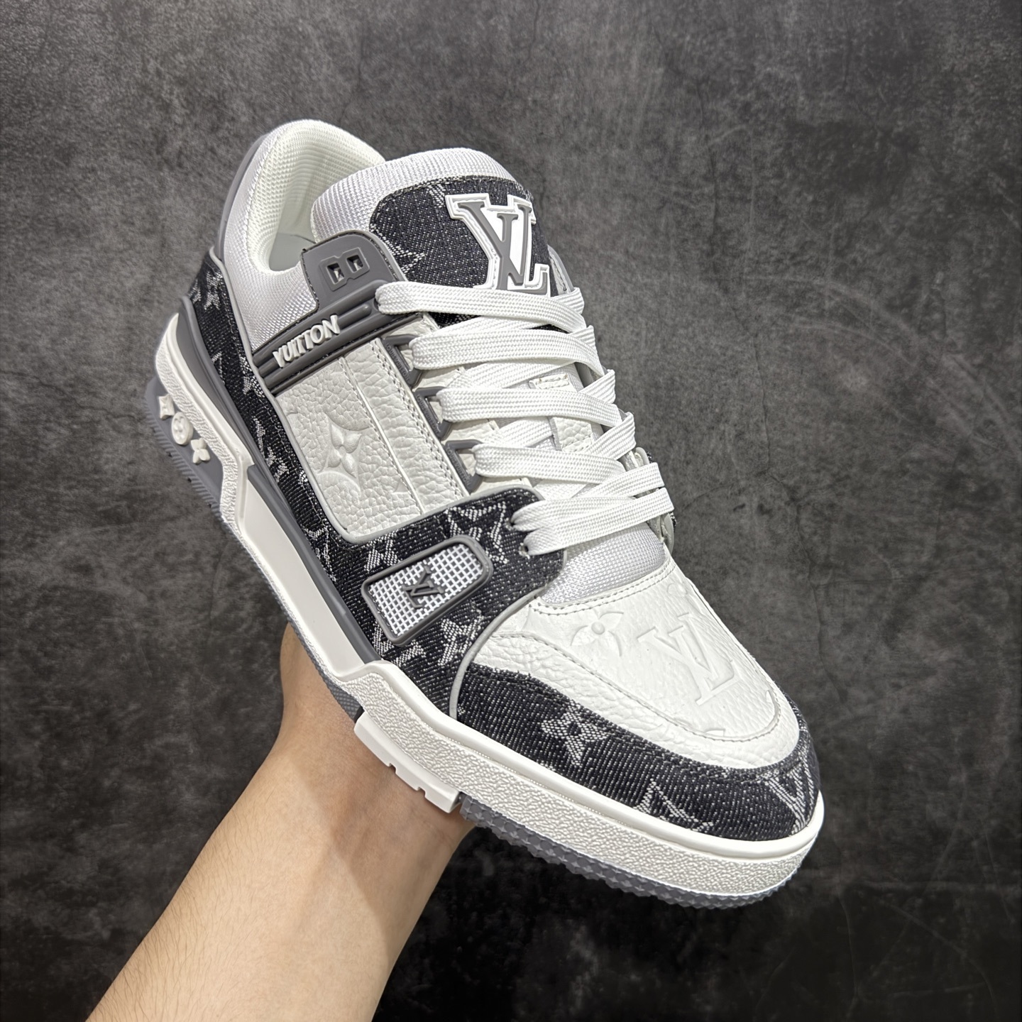 Louis Vuitton  Trainer Sneaker T538003 | Suyperbuy Spreadsheet
