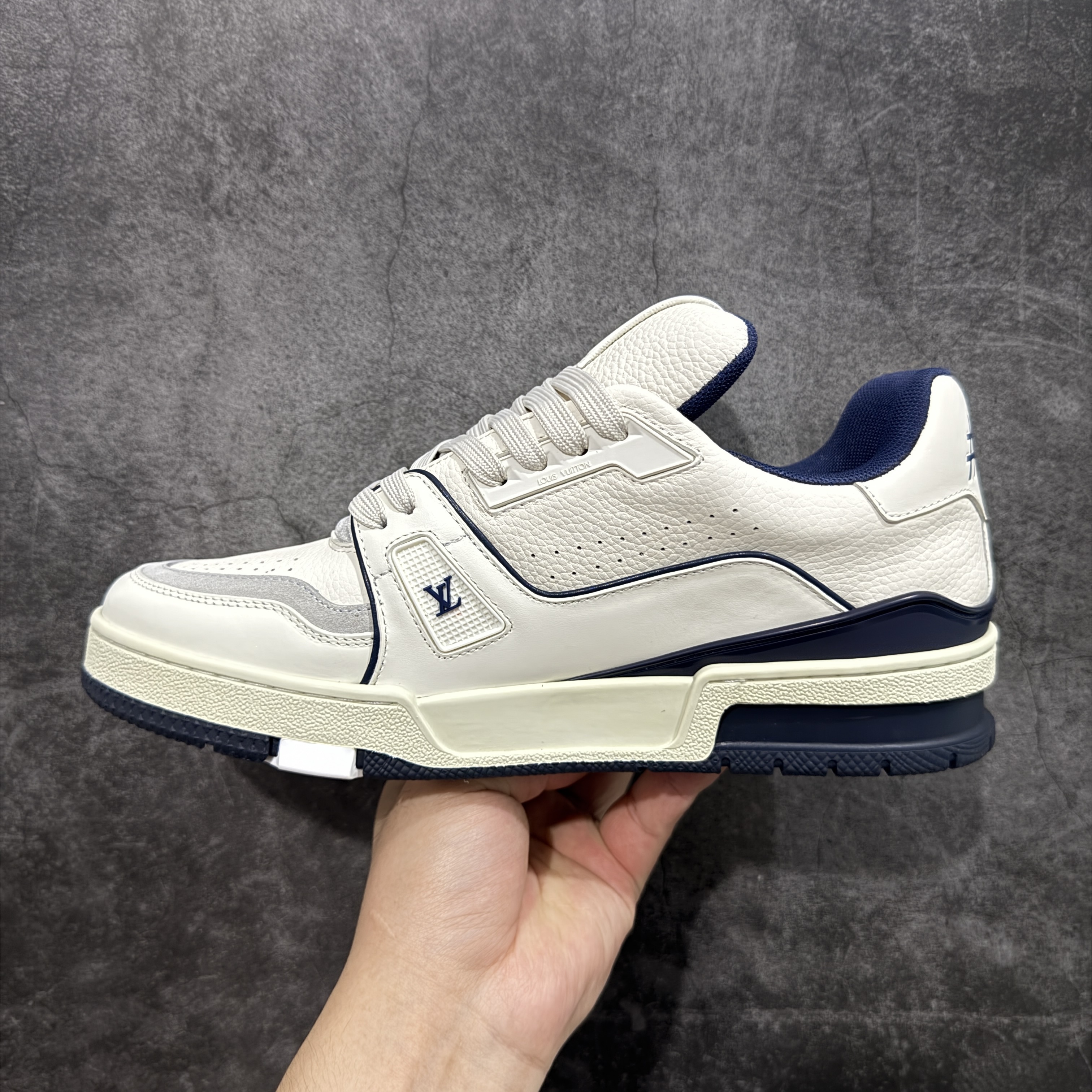 Louis Vuitton  Trainer Sneaker T538006 | Suyperbuy Spreadsheet