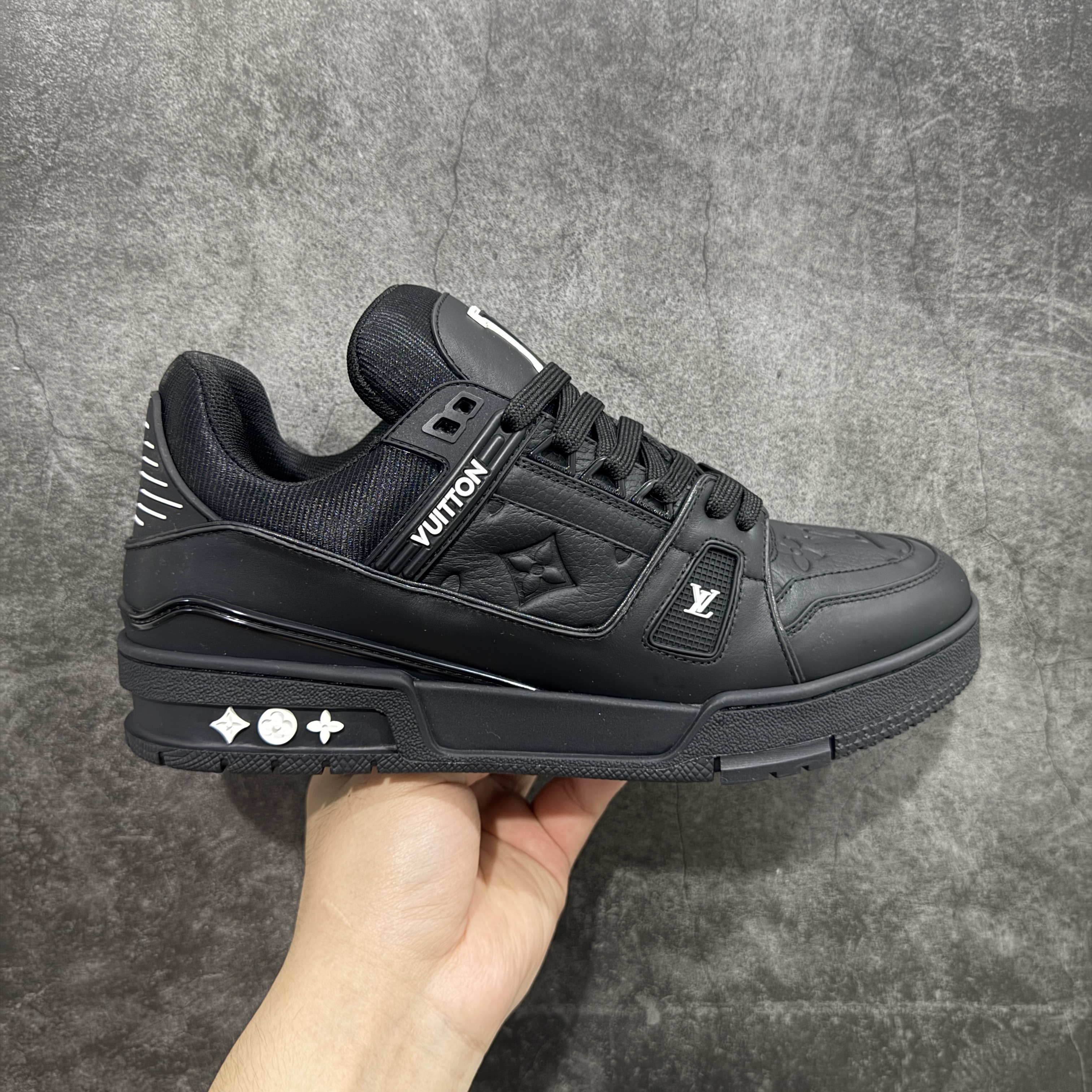 Louis Vuitton  Trainer Sneaker T538007 | Suyperbuy Spreadsheet