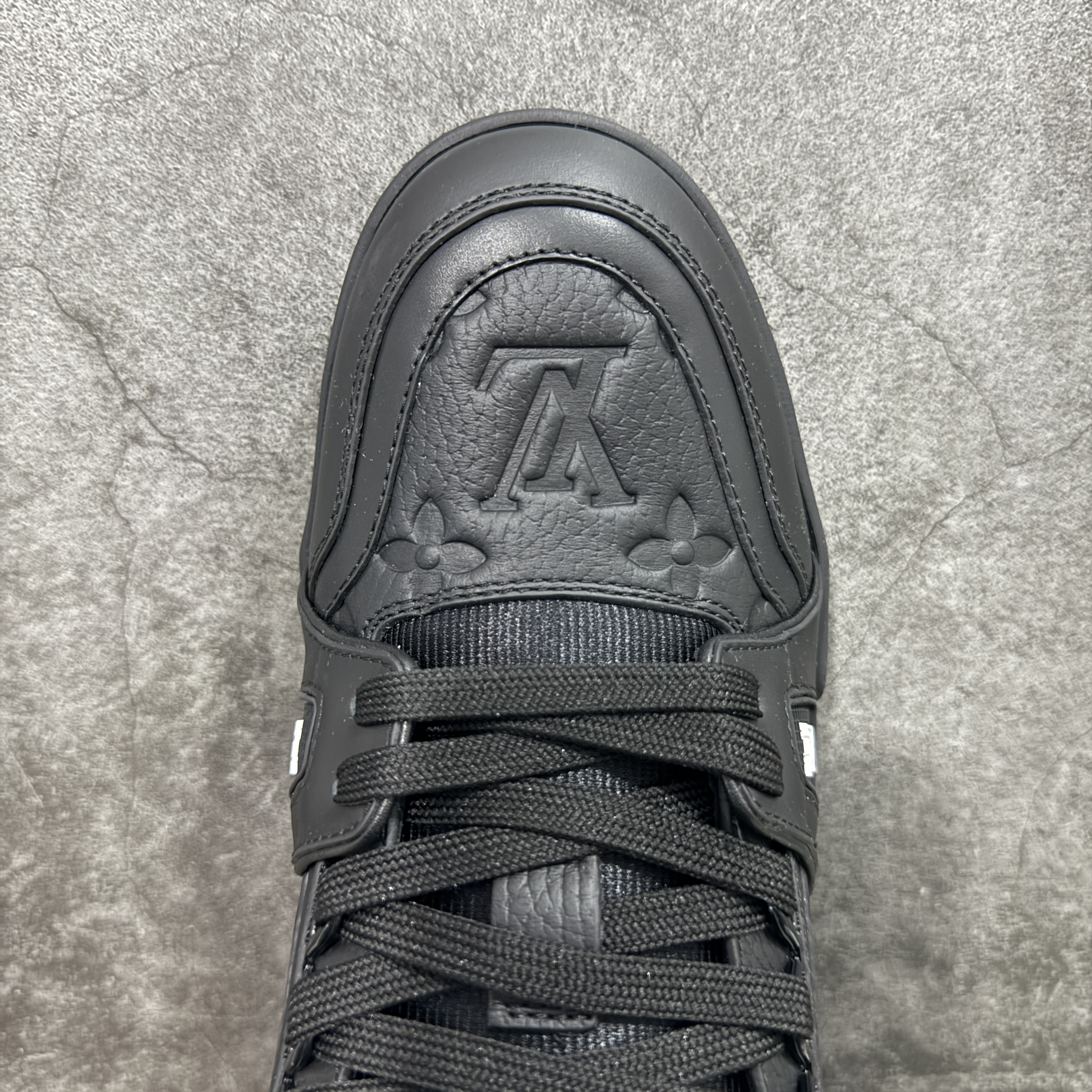 Louis Vuitton  Trainer Sneaker T538007 | Suyperbuy Spreadsheet