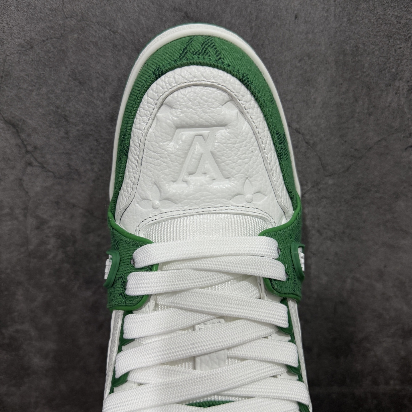 Louis Vuitton Trainer Sneaker T538009 | Suyperbuy Spreadsheet